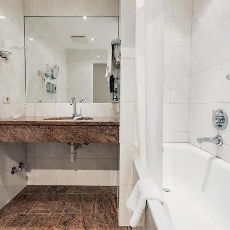 بون ألبينا 3*