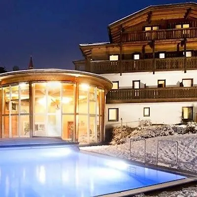 Semesteranläggning (resort) Bon Alpina 3*