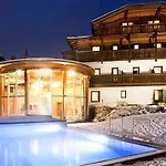Feriested Bon Alpina 3*